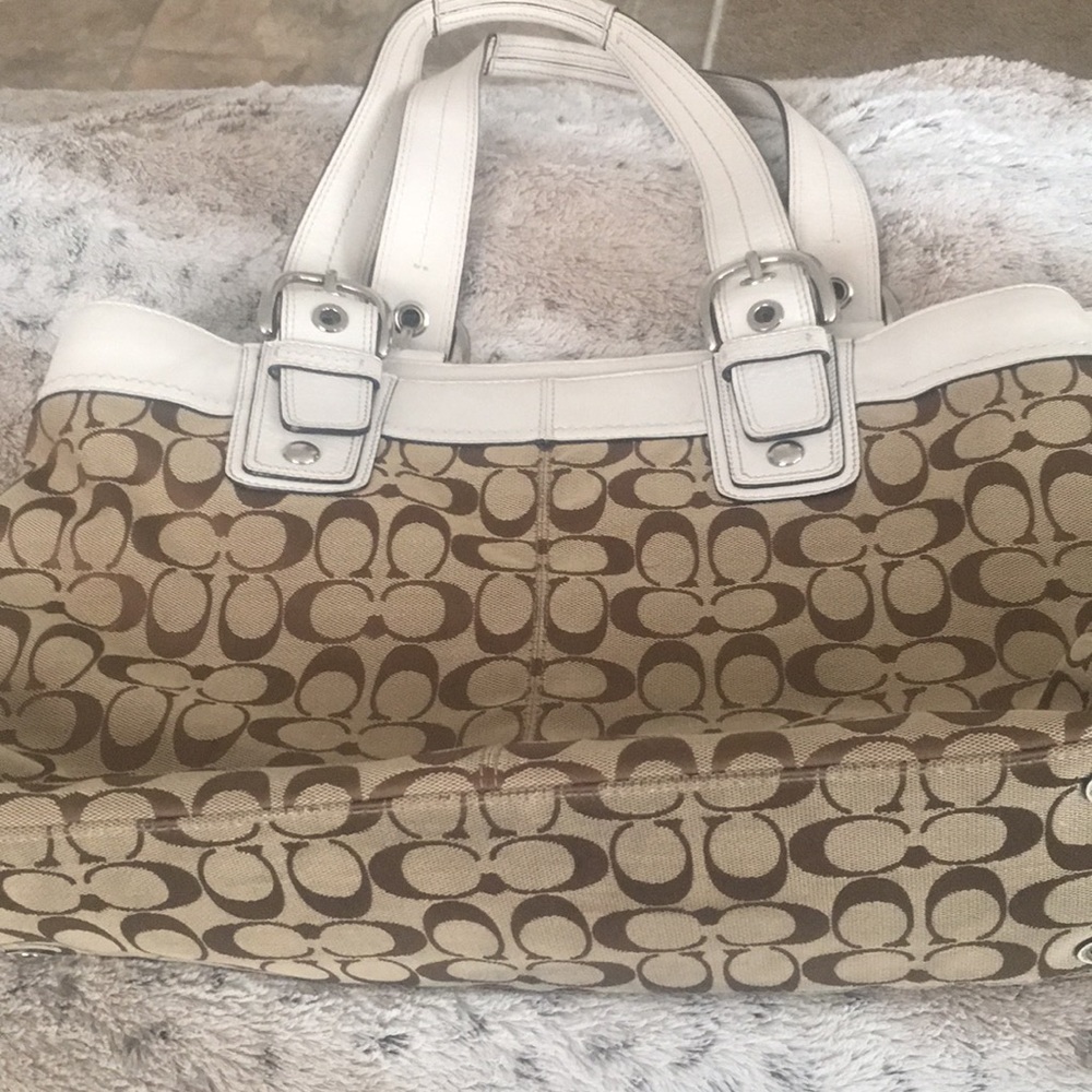 100% Authentic Coach Handbag - Picture 2 of 5